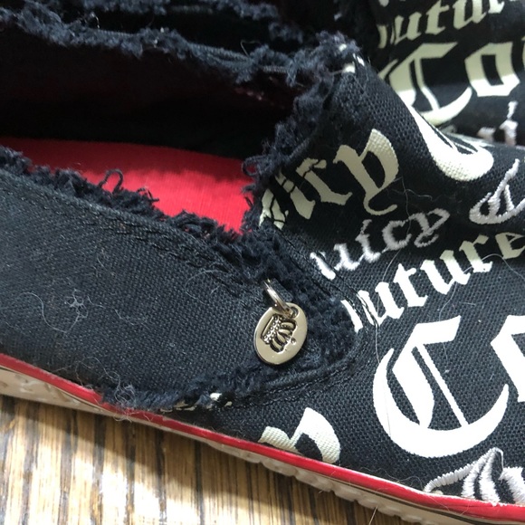 Cute Black White and Red Juicy Couture Slip On Sneakers - Picture 2 of 6